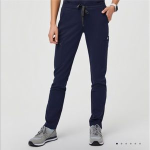 Figs navy xxs yola skinny scrub pant
